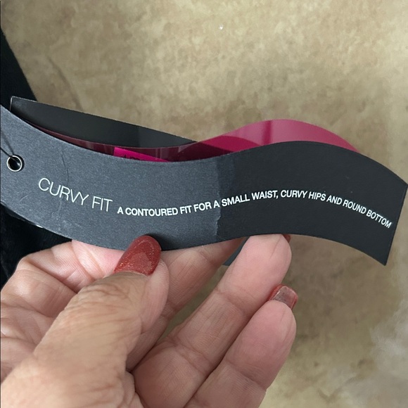 Women's Black Jeans - Picture 4 of 6